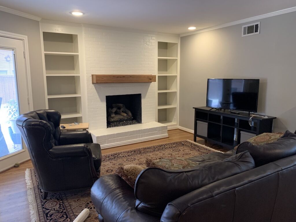 How Much do Custom Fireplace Mantels Cost? Rocwkall, Texas